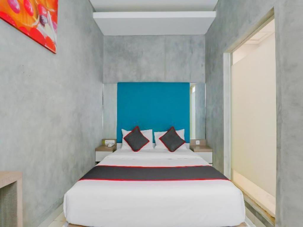 Hotel Collection O 31 The Batik Bed And Coffee Bandung Extérieur photo